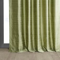 Paradise Green Textured Dupioni Silk Curtain -Chic Curtains Shop 4 72b596d3 b44c 45bf be67 6accf79063ac