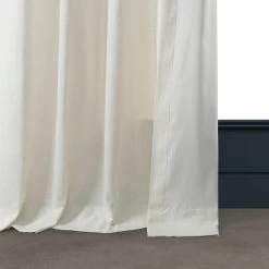 Light Ivory French Pleat Barcelona Linen Curtain -Chic Curtains Shop BLNP 230401 FP lining view