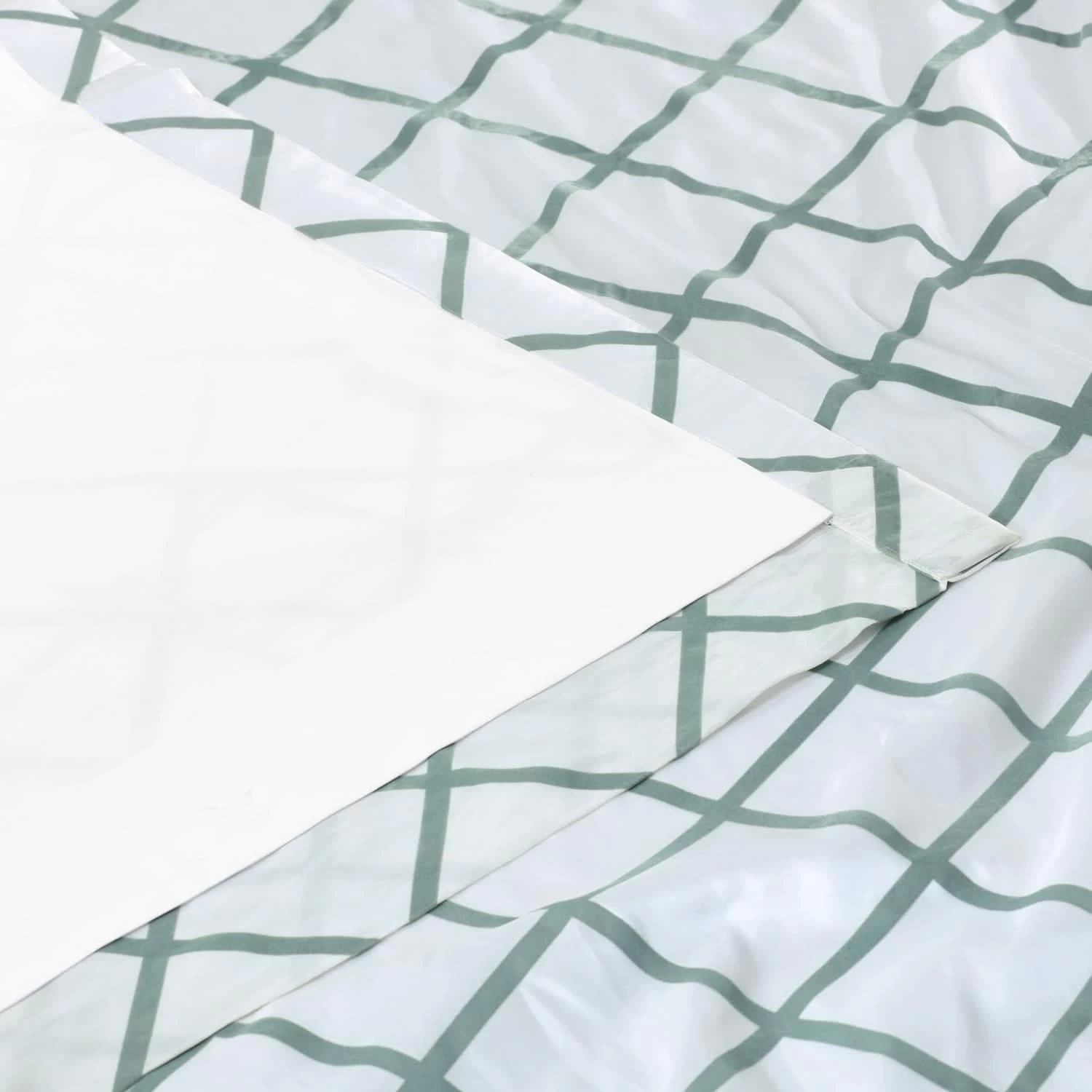 Pavillion White & Green Designer Flocked Curtain 6 Pavillion White & Green Designer Flocked Curtain - Image 4