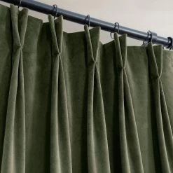 Hunter Green French Pleat Signature Velvet Blackout Curtain -Chic Curtains Shop VPCH 190622 FP frenchpleat1