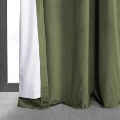 Hunter Green Grommet Signature Velvet Blackout Curtain -Chic Curtains Shop VPCH 190622 GRBO 94354 3