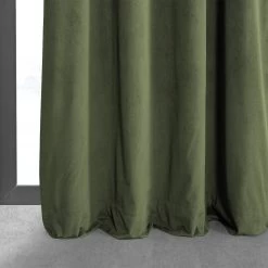 Hunter Green Grommet Signature Velvet Blackout Curtain -Chic Curtains Shop VPCH 190622 GRBO 94354 4
