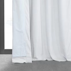 Primary White French Pleat Signature Velvet Blackout Curtain 11 Primary White French Pleat Signature Velvet Blackout Curtain -Chic Curtains Shop VPCH 202102 FP lining view