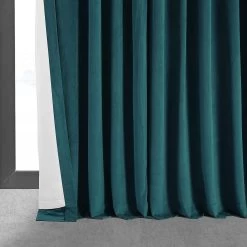 Everglade Teal Signature Extra Wide Velvet Blackout Curtain -Chic Curtains Shop VPCH VET140804 lining view