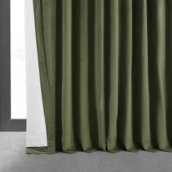 Hunter Green Signature Extra Wide Velvet Blackout Curtain -Chic Curtains Shop VPCH VET190622 lining view