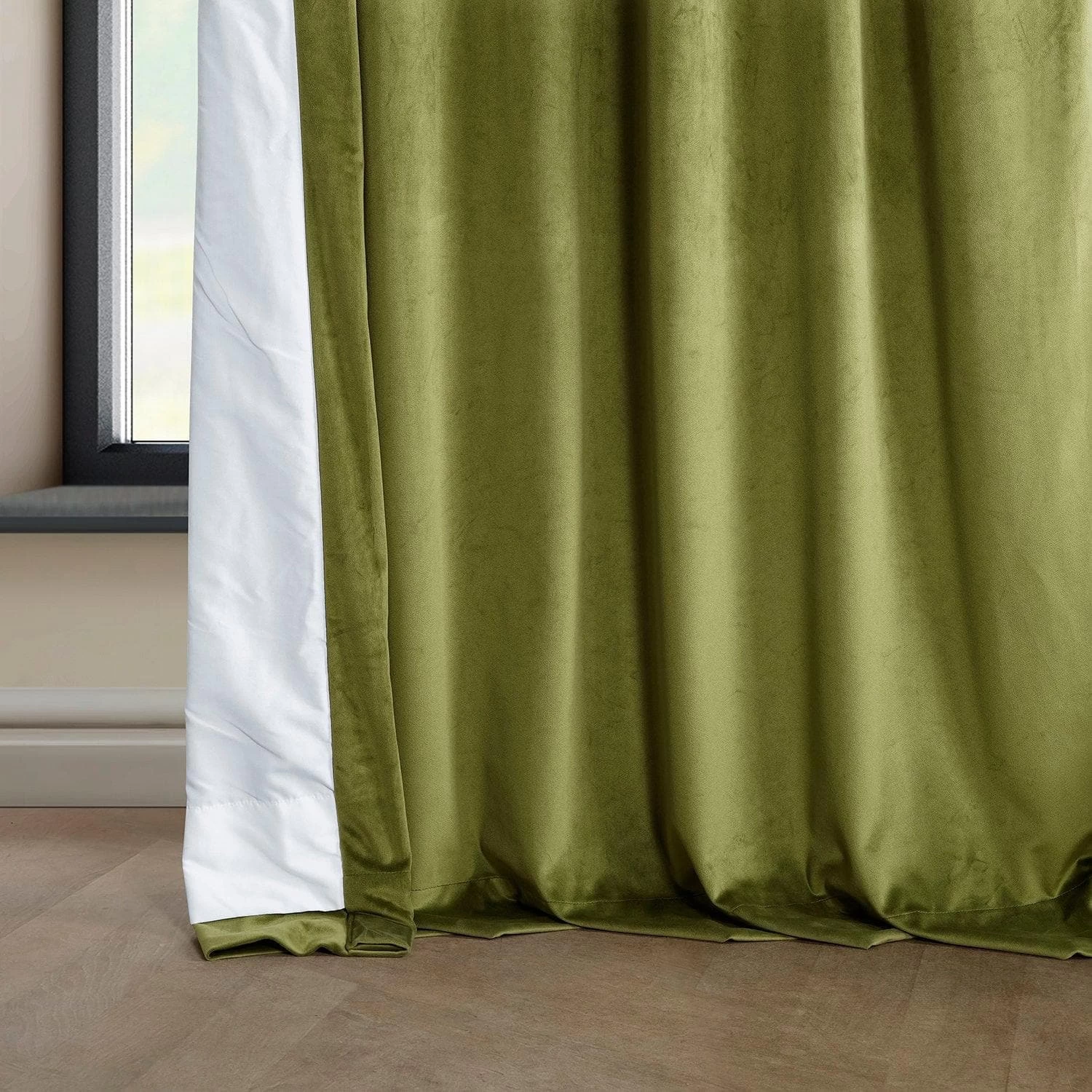 Retro Green Heritage Plush Velvet Curtain 7 Retro Green Heritage Plush Velvet Curtain - Image 5