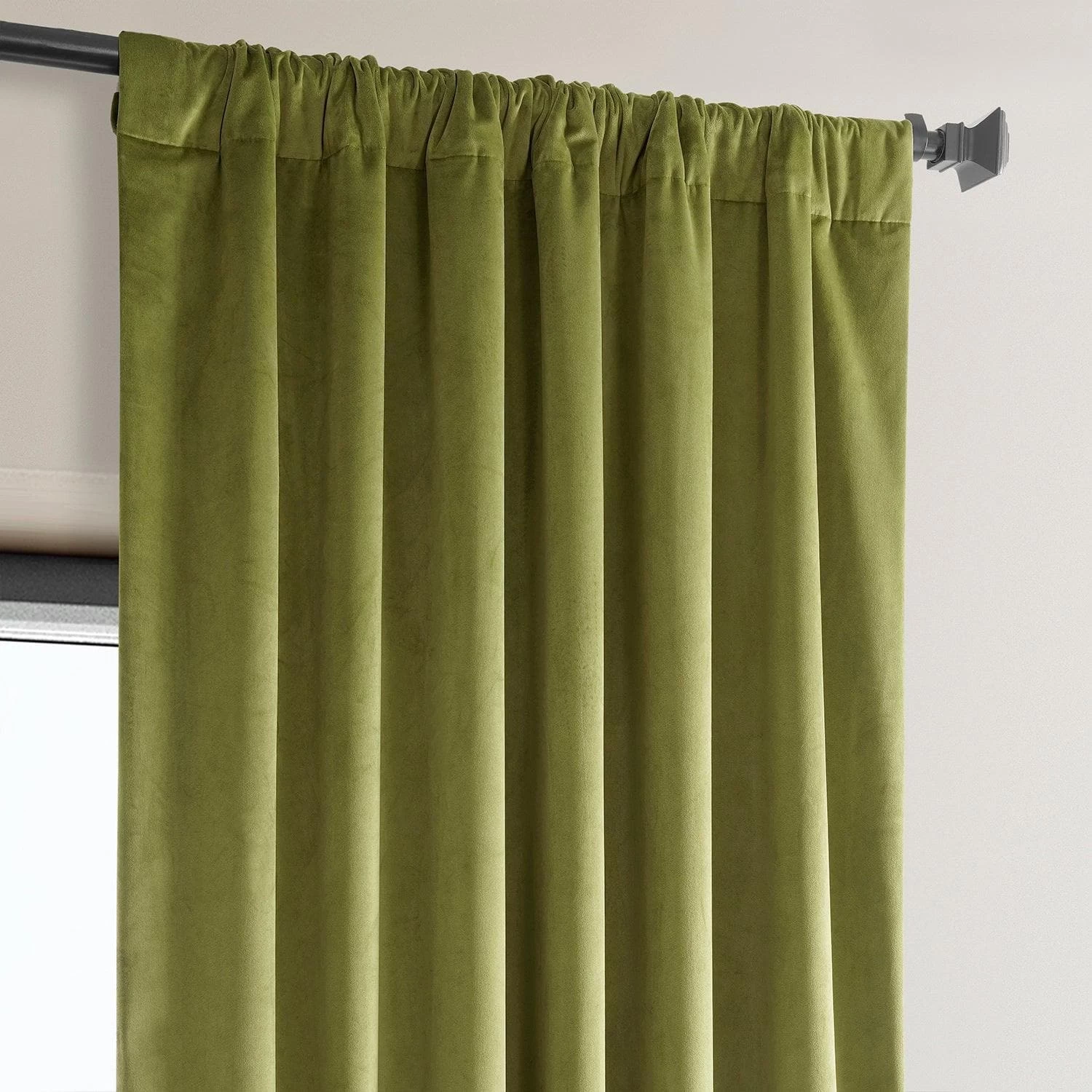 Retro Green Heritage Plush Velvet Curtain 6 Retro Green Heritage Plush Velvet Curtain - Image 4