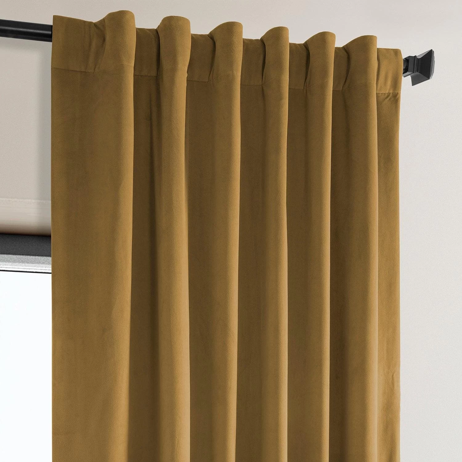 Retro Gold Heritage Plush Velvet Curtain 5 Retro Gold Heritage Plush Velvet Curtain - Image 3