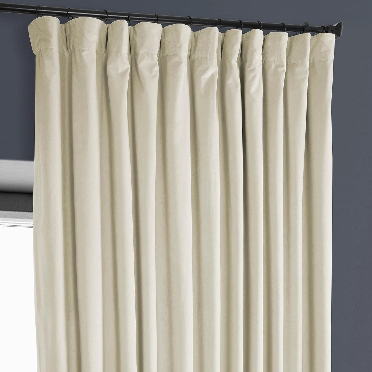 Au Lait Crème Extra Wide Heritage Plush Velvet Curtain 4 Au Lait Crème Extra Wide Heritage Plush Velvet Curtain - Image 2